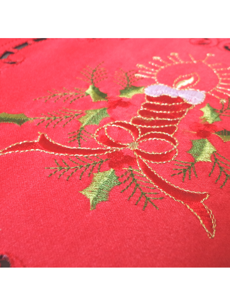 Round Christmas red candle embroidered placemat